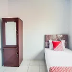 Spot On 92000 3M Kost Dan Homestay