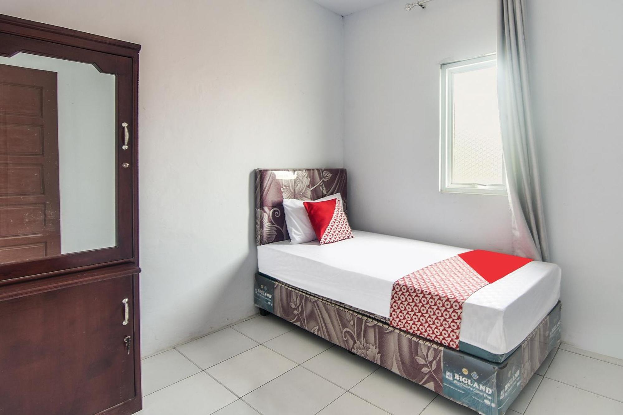 Spot On 92000 3m Kost Dan Manado