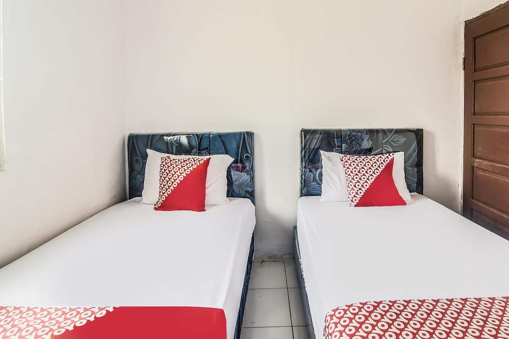Spot On 92000 3m Kost Dan Hotel Manado